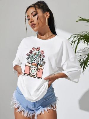 Camera And Floral Print oversize T-shirt