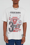 Unisex Mitchell & Ness Bulls 3 Peat T-shirt