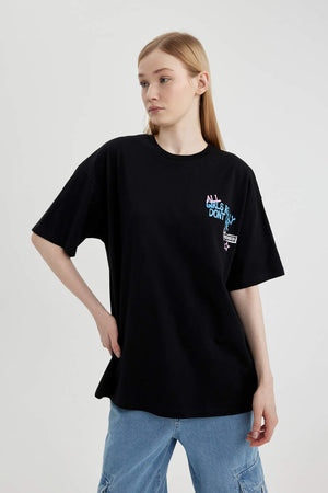 Woman Oversize Fit Crew Neck Printed T-Shirt