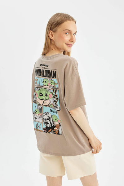 Women Oversize Fit Star Wars Licensed Printed T-Shirt